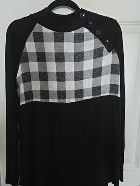 a:glow Black Maternity Top with Black & White Check Detail